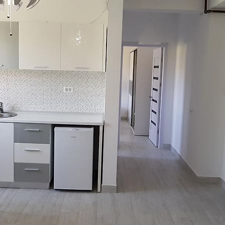 V1 Apartment Köstence Dış mekan fotoğraf