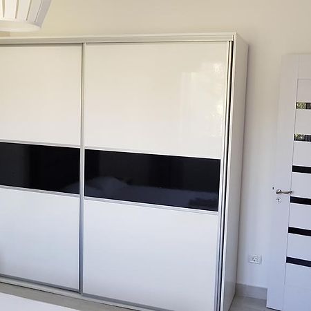 V1 Apartment Köstence Dış mekan fotoğraf